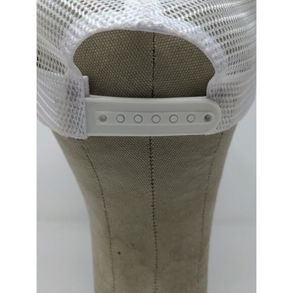 Tractor Supply Company Meshback Snapback Hat Embroidered Logo Red White - Picture 8 of 11